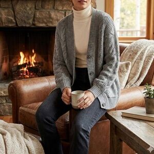 American Eagle Cardigan